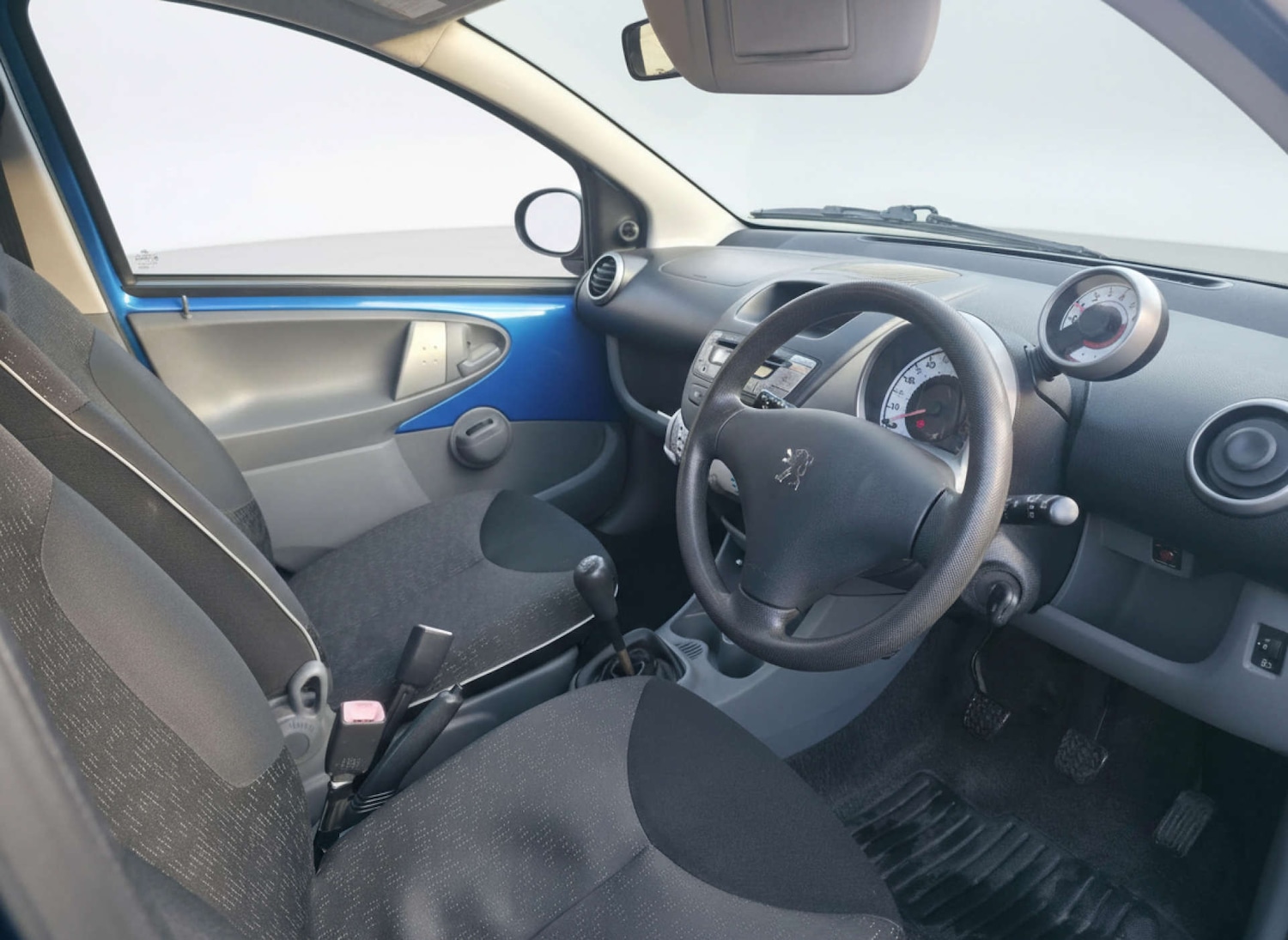 Used Peugeot 107 2010 for sale - 77259128: Photo 13