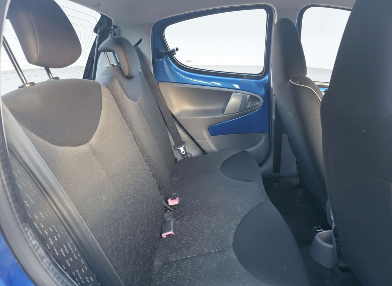 Used Peugeot 107 2010 for sale - 77259128: Photo 17