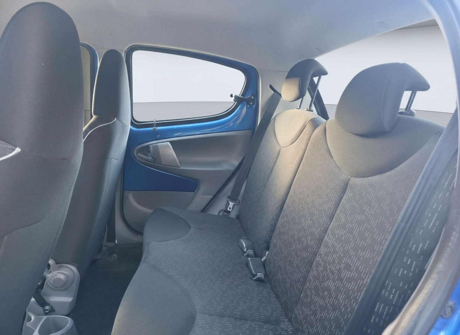 Used Peugeot 107 2010 for sale - 77259128: Photo 25