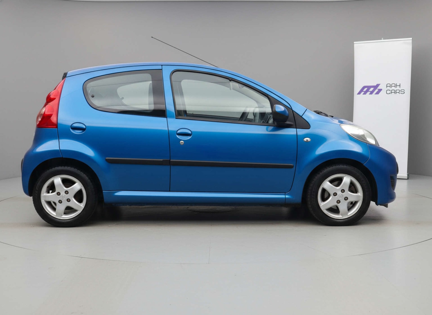 Used Peugeot 107 2010 for sale - 77259128: Photo 30