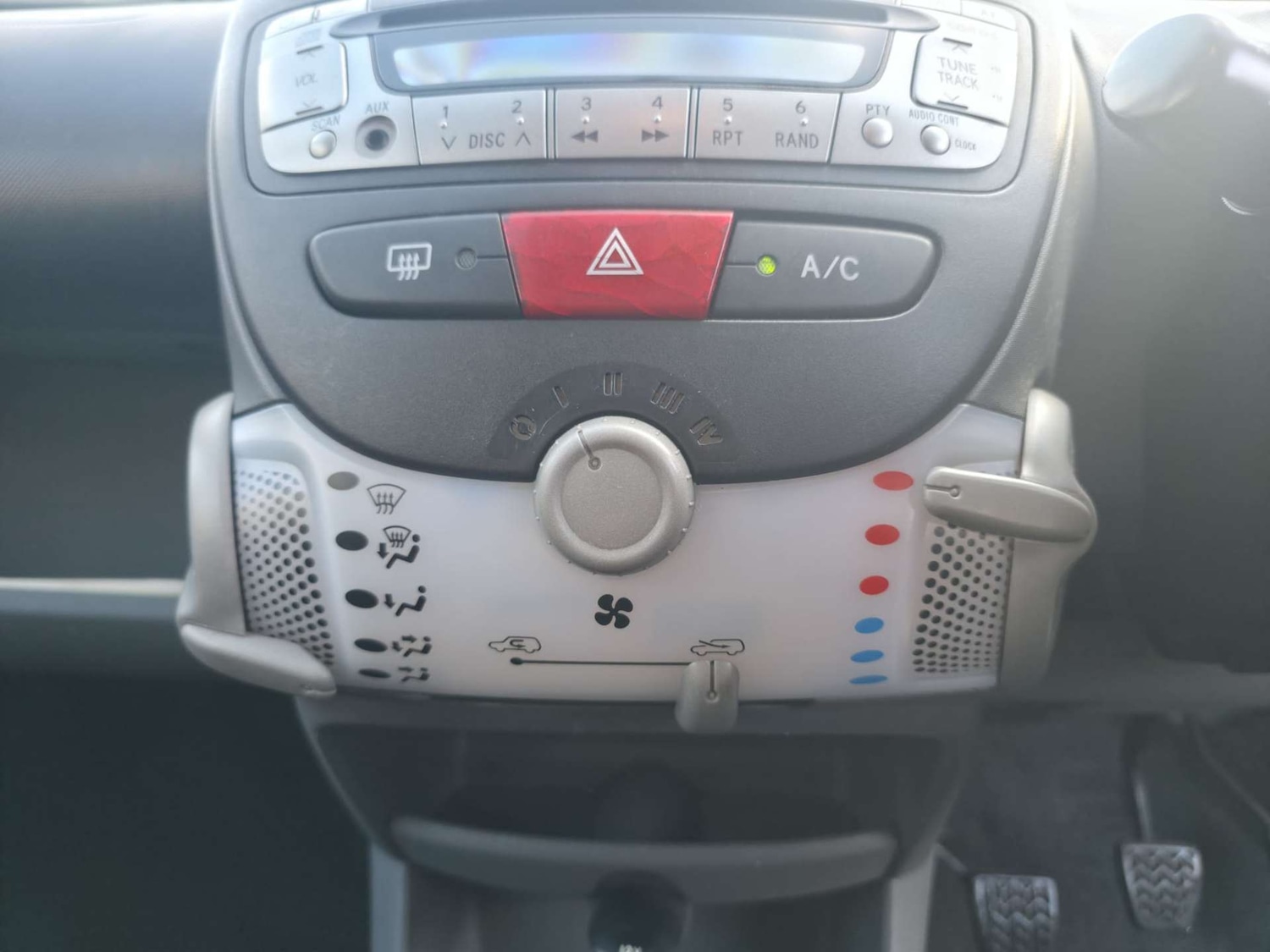 Used Peugeot 107 2010 for sale - 77259128: Photo 31