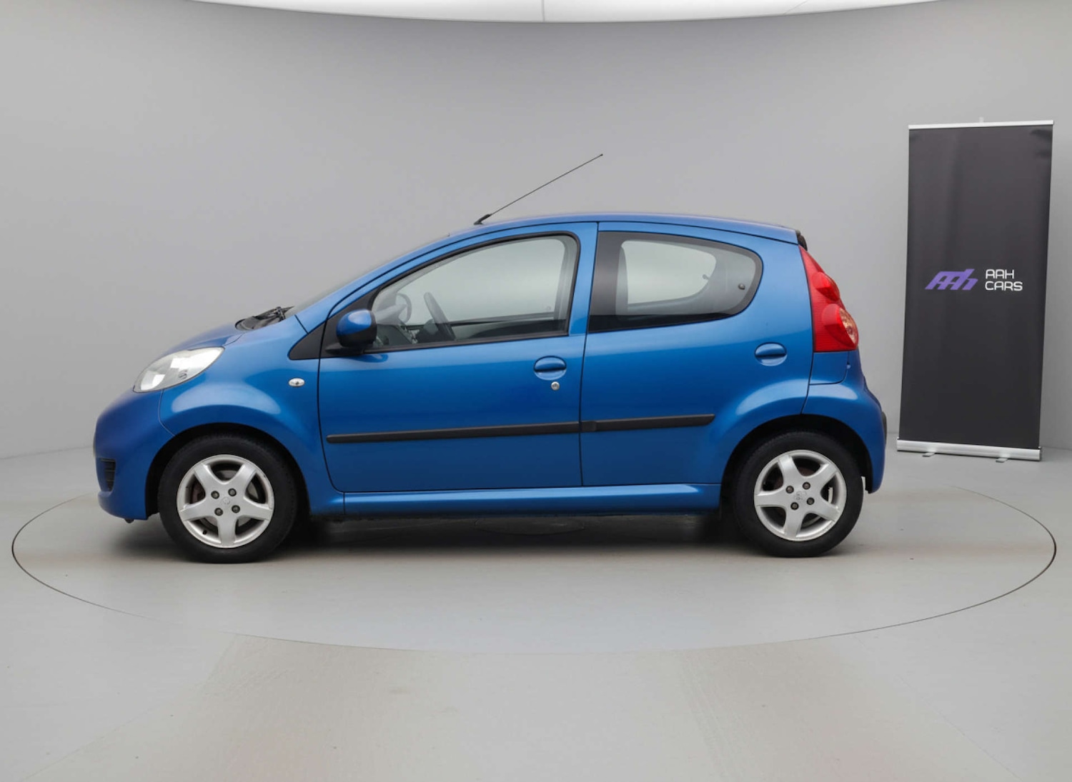 Used Peugeot 107 2010 for sale - 77259128: Photo 9