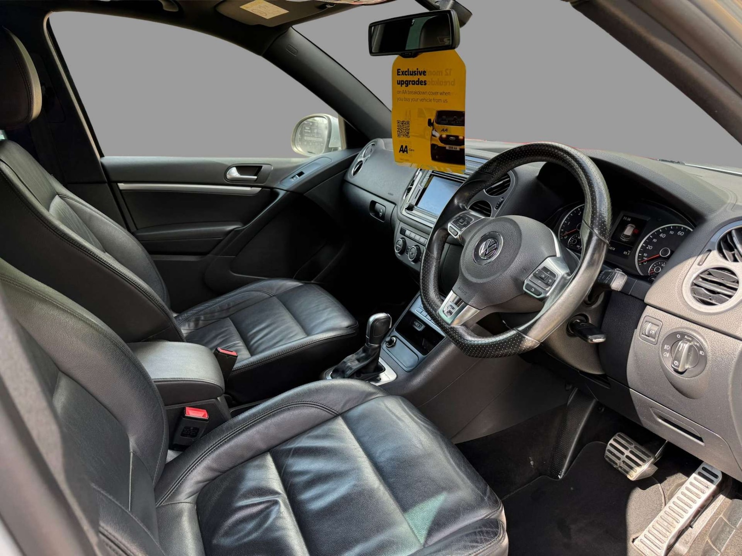 Used Volkswagen Tiguan 2015 for sale - 76904939: Photo 16