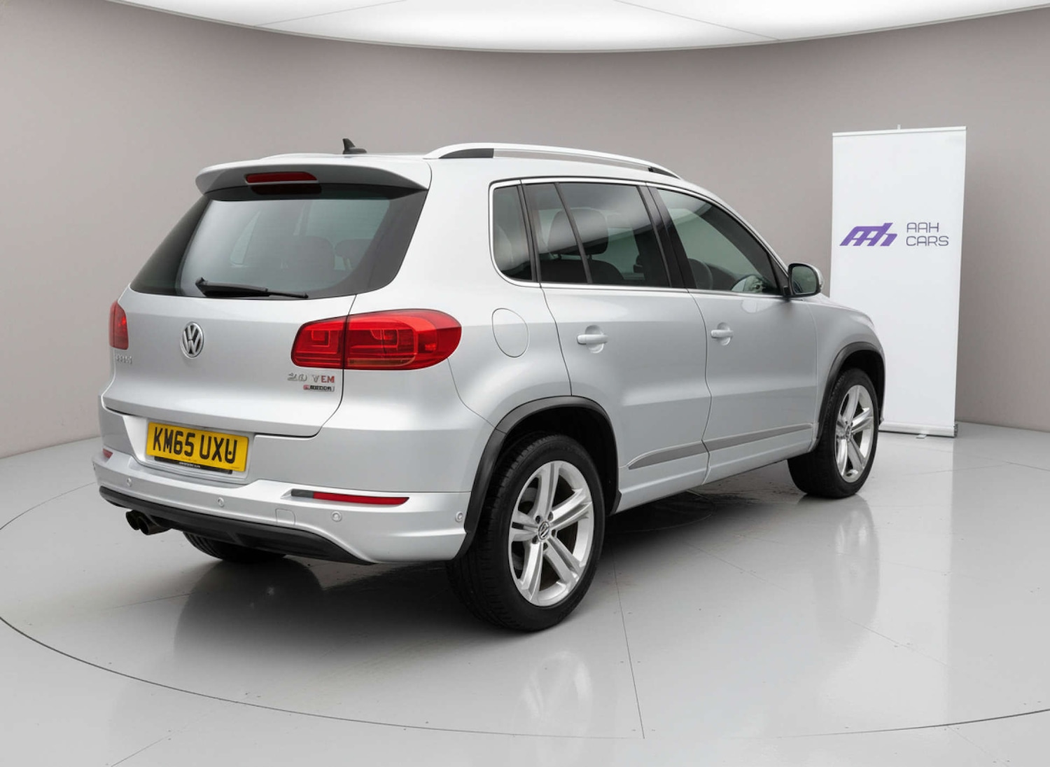 Used Volkswagen Tiguan 2015 for sale - 76904939: Photo 6