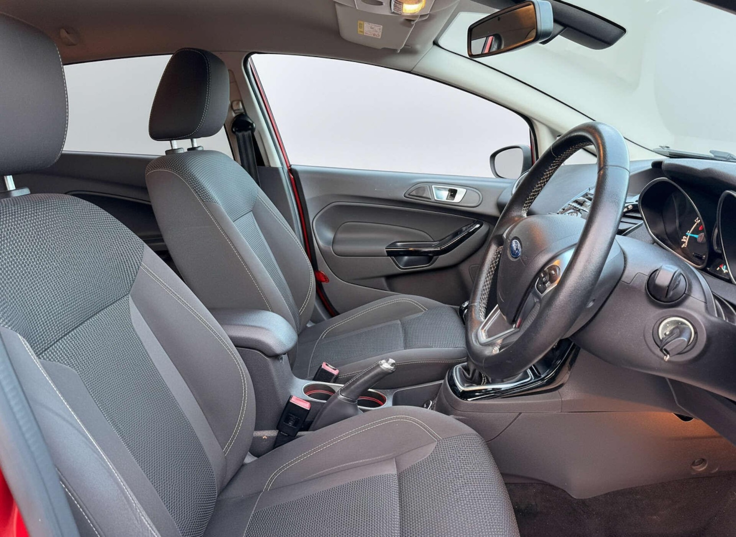 Used Ford Fiesta 2015 for sale - 76865674: Photo 12