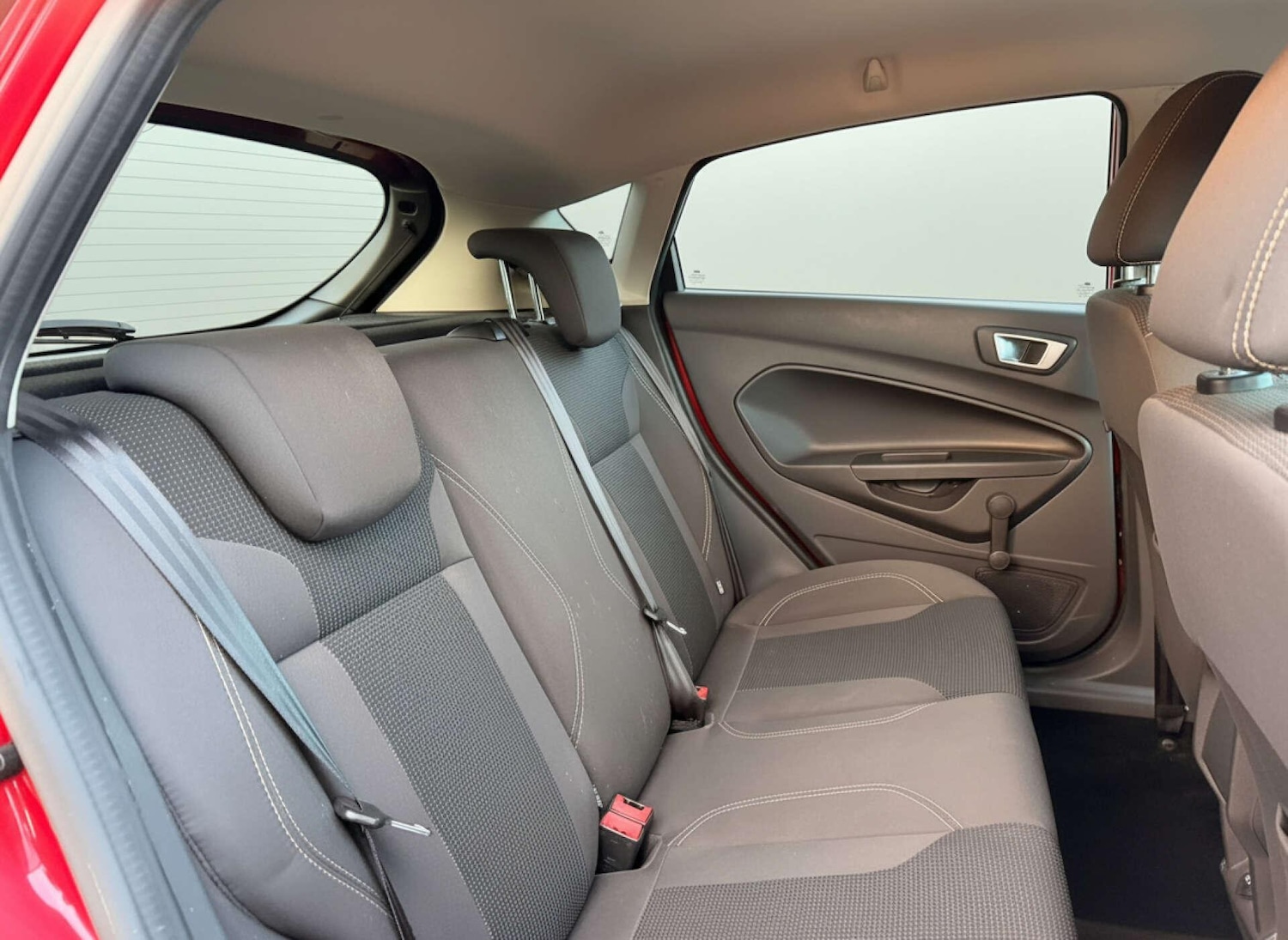 Used Ford Fiesta 2015 for sale - 76865674: Photo 27