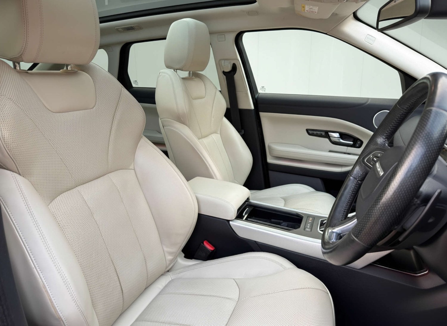 Used Land Rover Range Rover Evoque 2015 for sale - 77087323: Photo 11