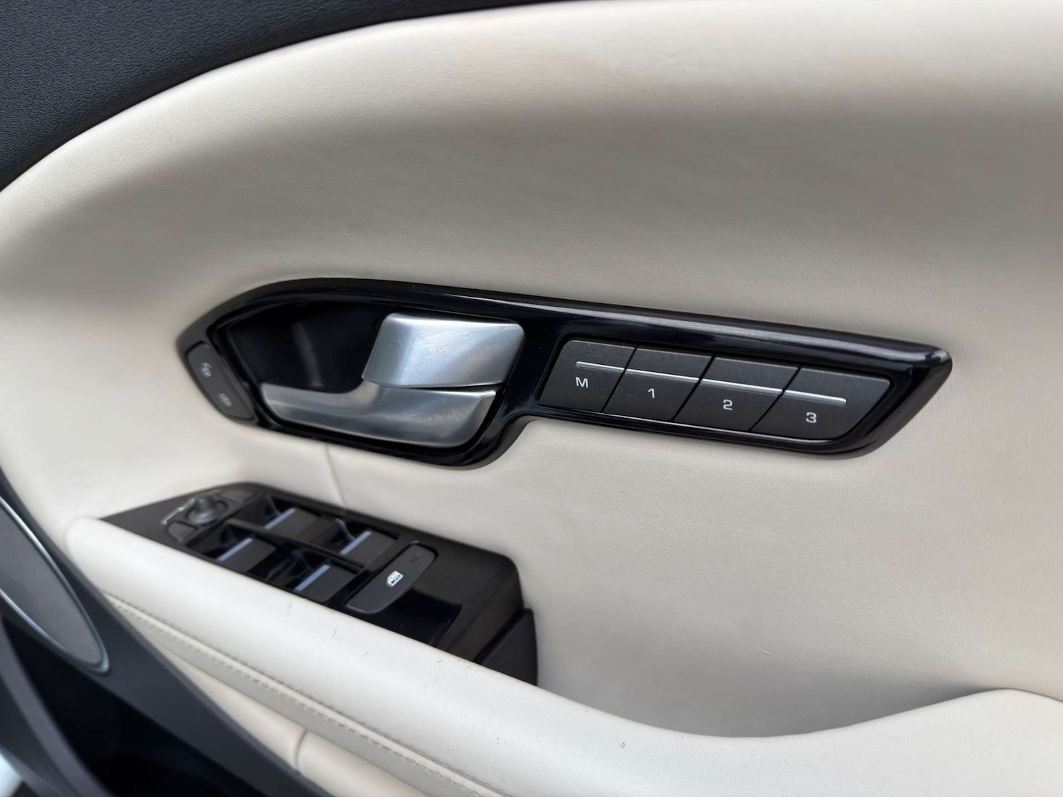 Used Land Rover Range Rover Evoque 2015 for sale - 77087323: Photo 53