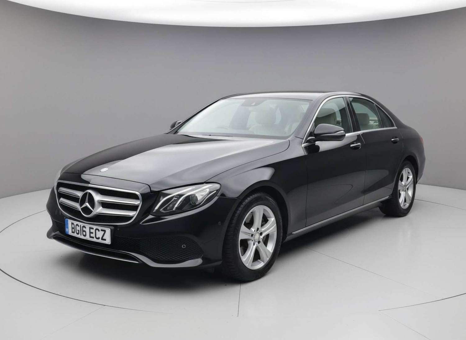 Used Mercedes-Benz E Class 2016 for sale - 78167930: Photo 4