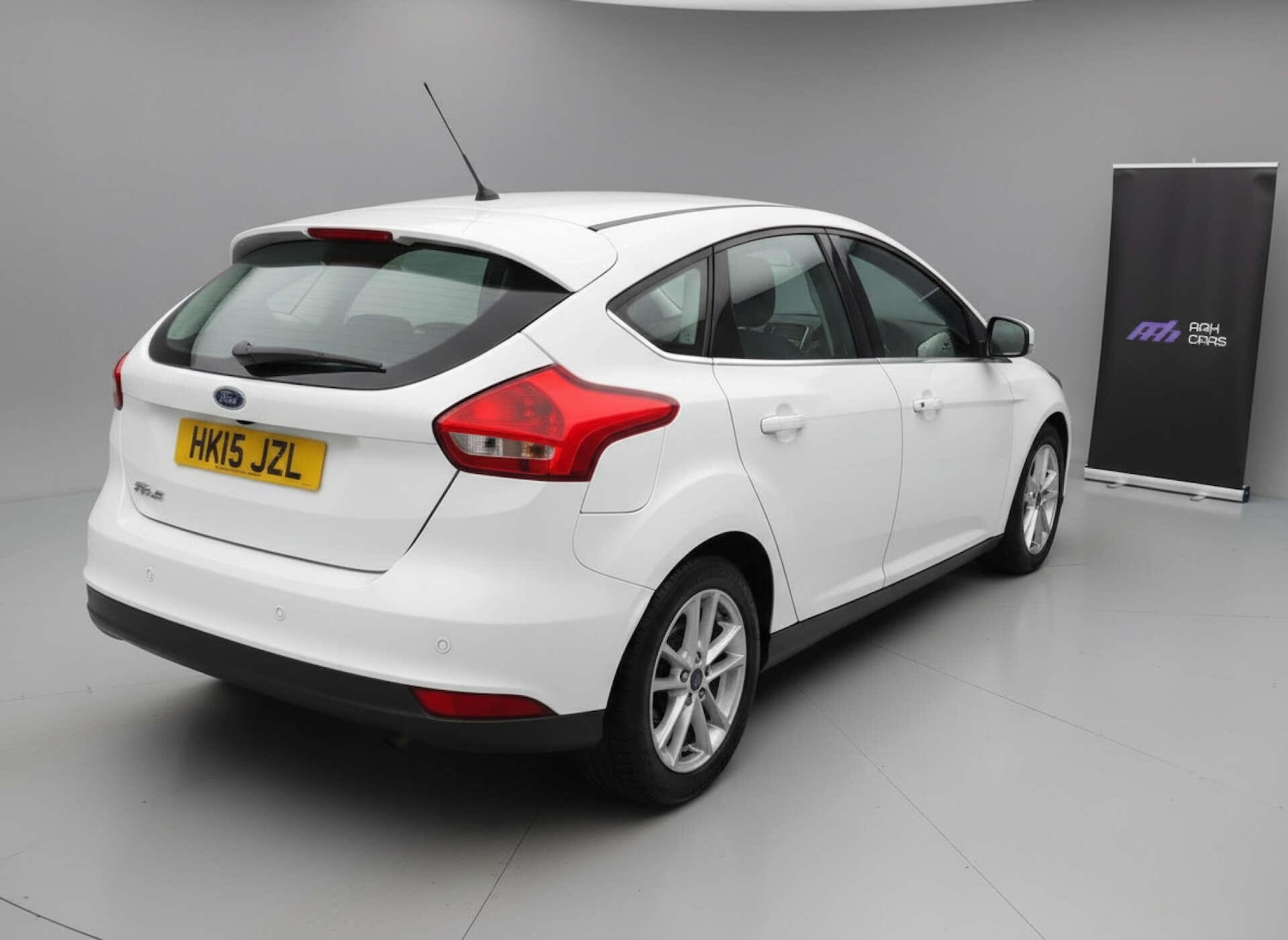 Used Ford Focus 2015 for sale - 76743382: Photo 2
