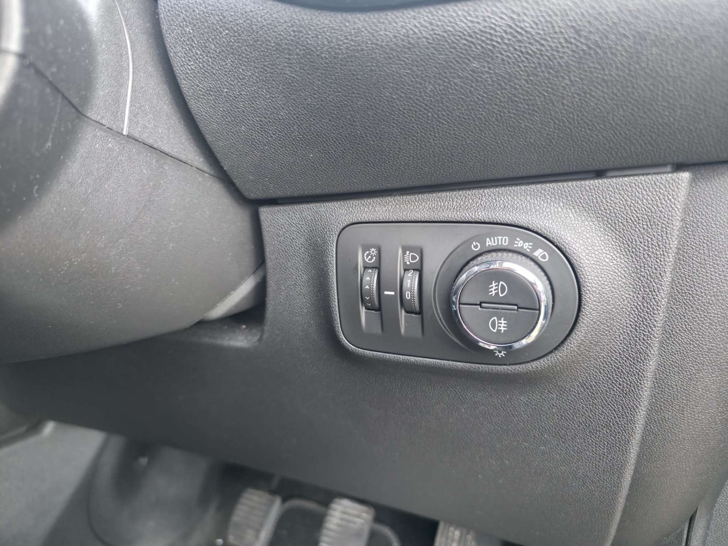 Used Vauxhall Corsa 2015 for sale - 77495084: Photo 36