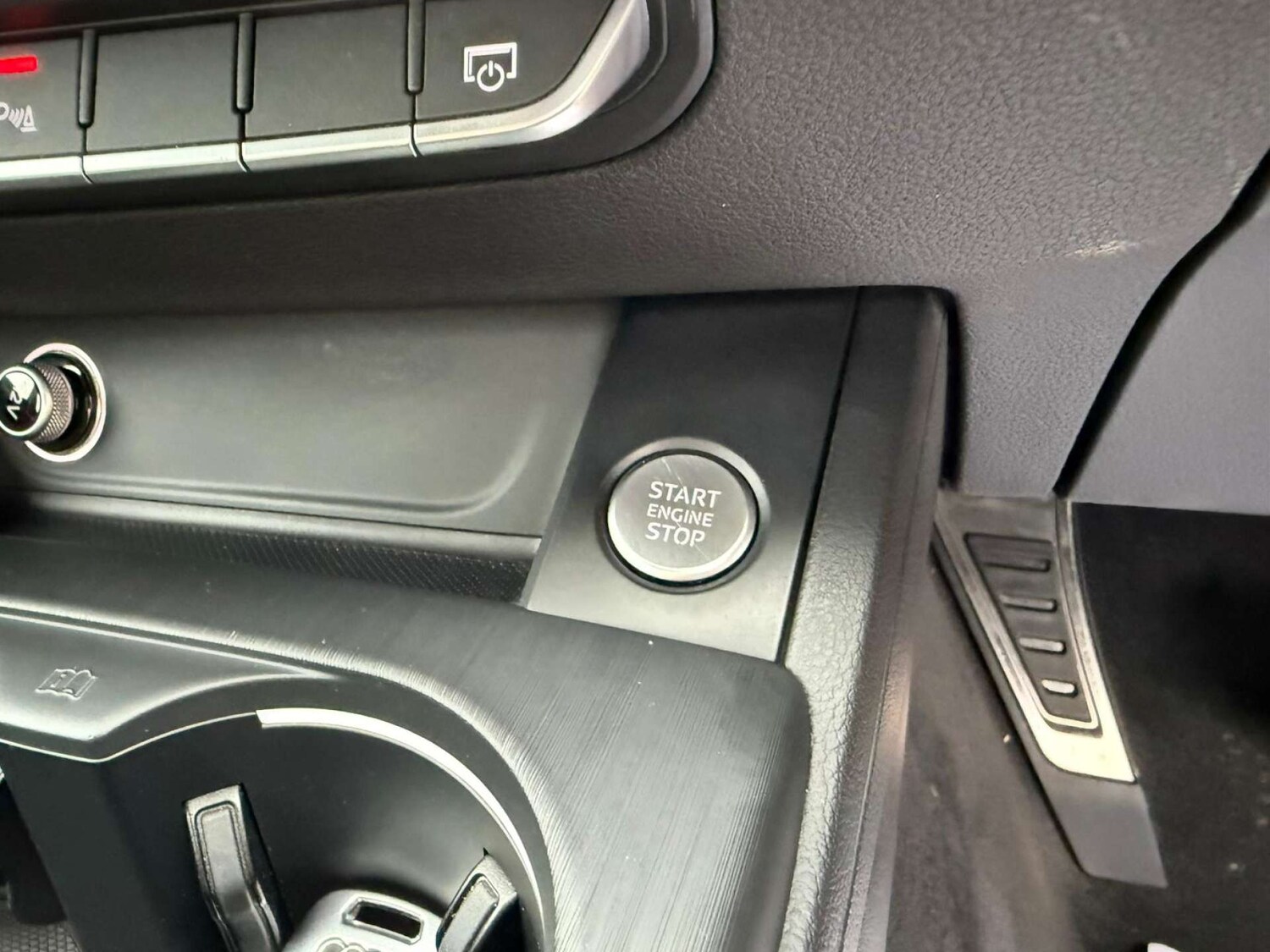 Used Audi A4 2016 for sale - 76904942: Photo 41