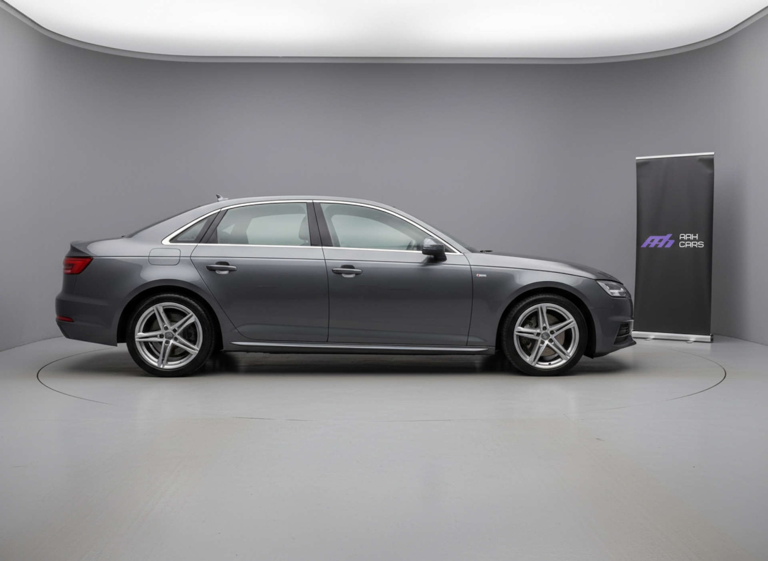 Used Audi A4 2016 for sale - 76904942: Photo 8