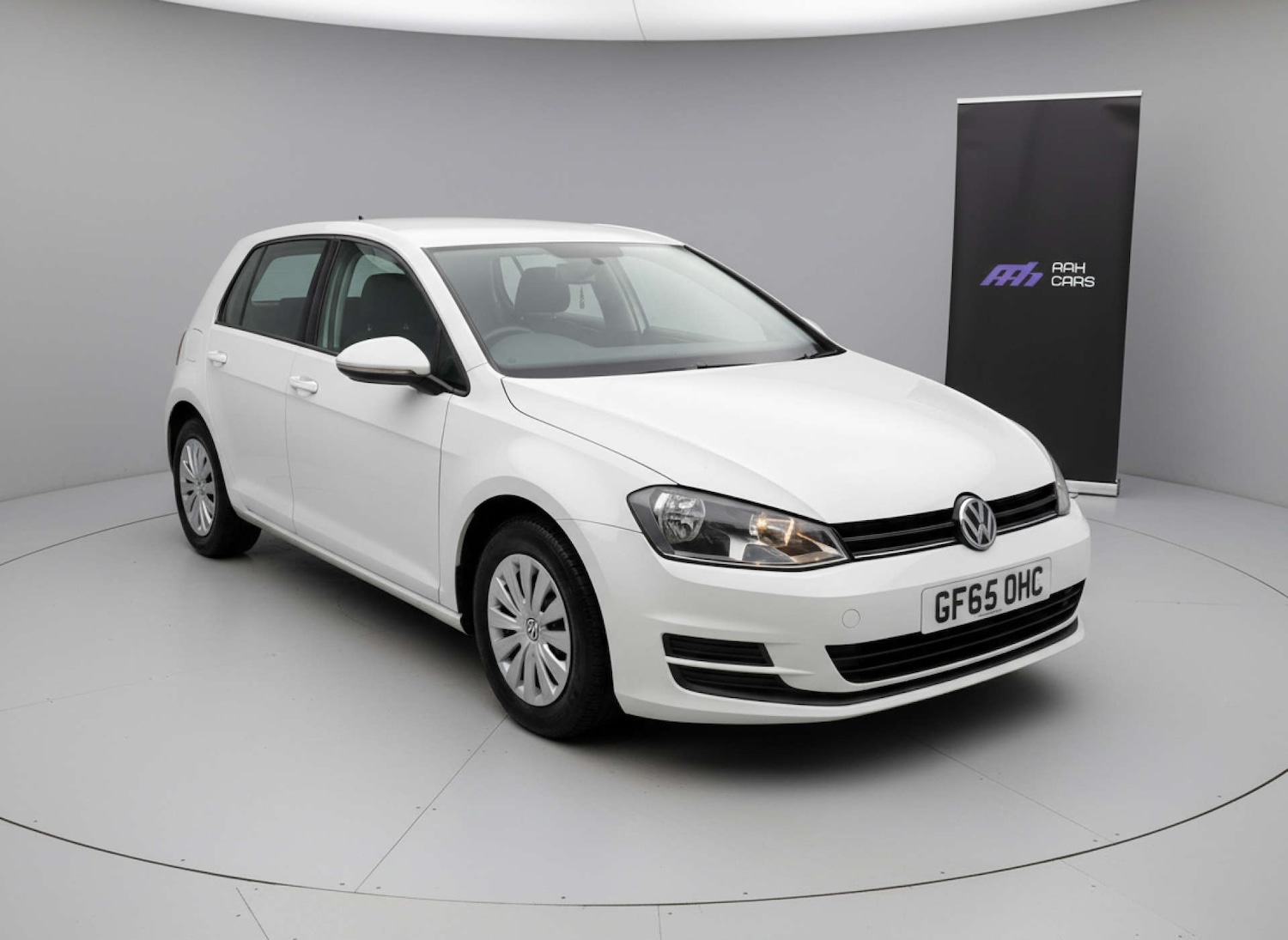 Used Volkswagen Golf 2015 for sale - 76904930: Photo 1