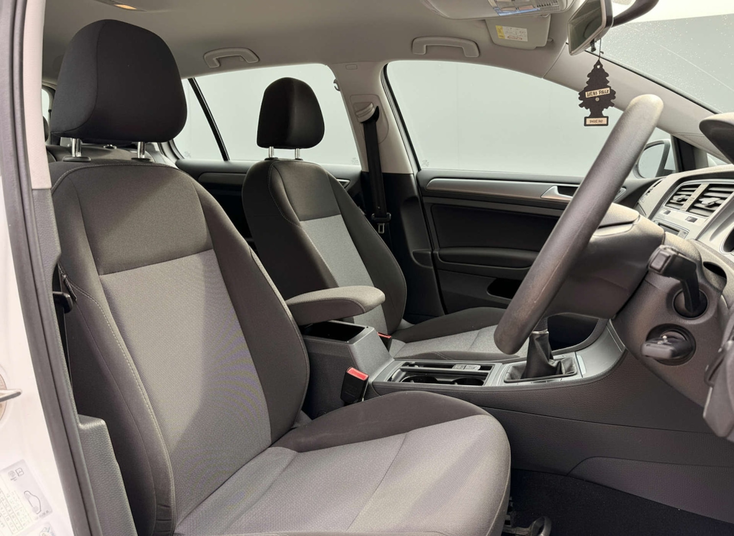 Used Volkswagen Golf 2015 for sale - 76904930: Photo 13