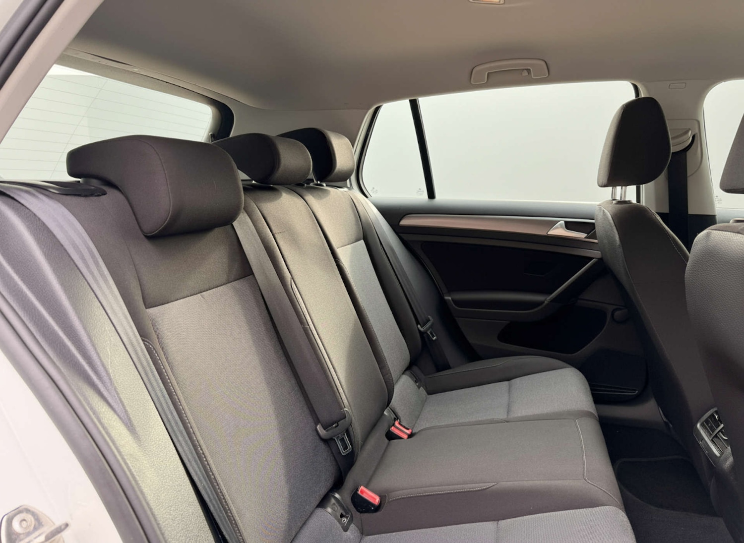 Used Volkswagen Golf 2015 for sale - 76904930: Photo 15