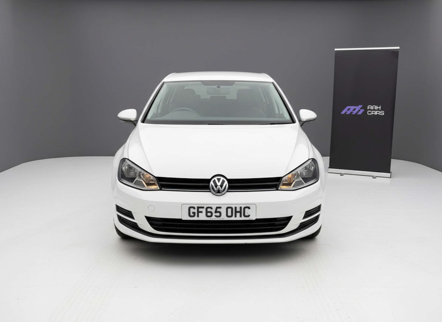 Used Volkswagen Golf 2015 for sale - 76904930: Photo 2