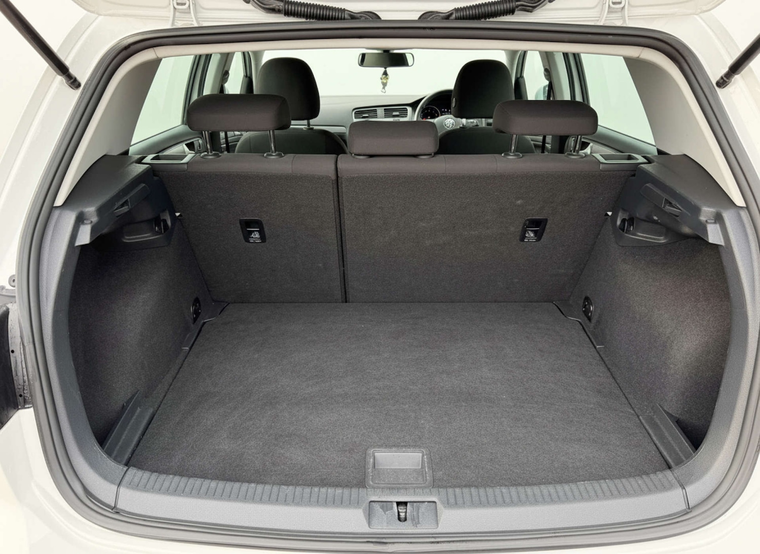 Used Volkswagen Golf 2015 for sale - 76904930: Photo 21