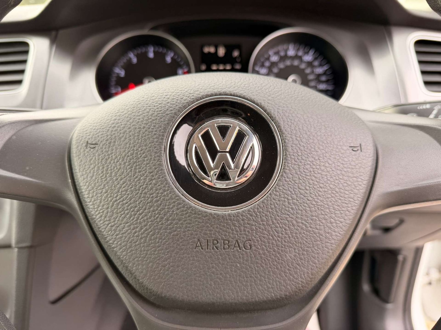 Used Volkswagen Golf 2015 for sale - 76904930: Photo 33