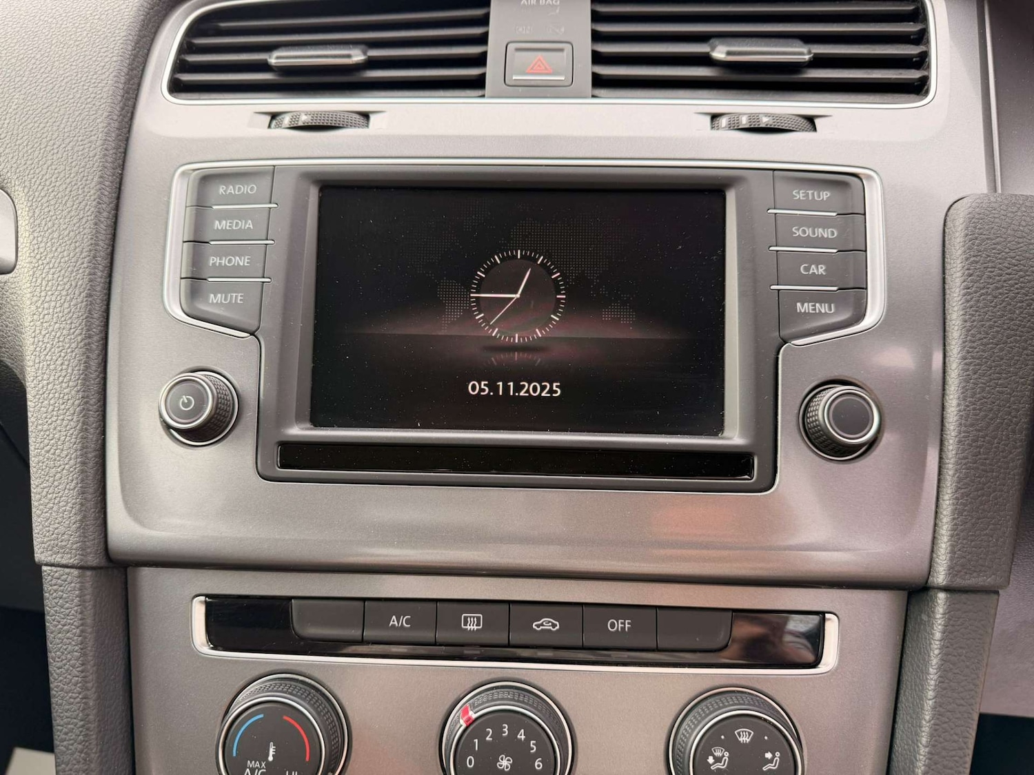 Used Volkswagen Golf 2015 for sale - 76904930: Photo 41