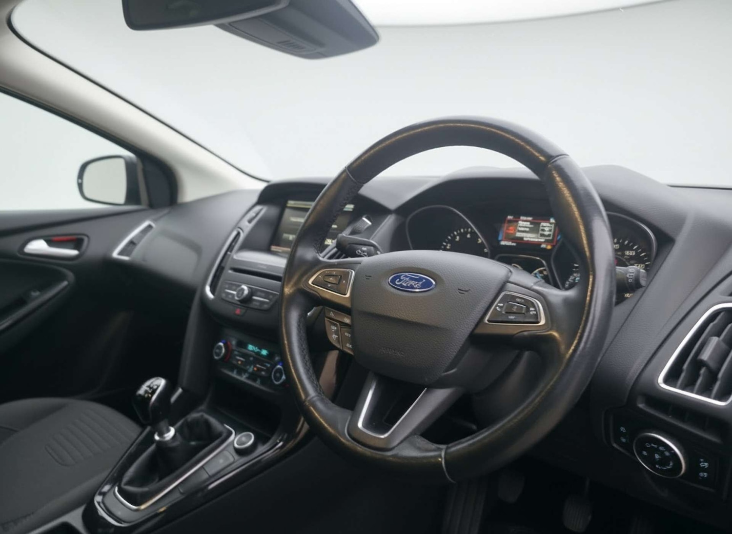 Used Ford Focus 2016 for sale - 77715668: Photo 9