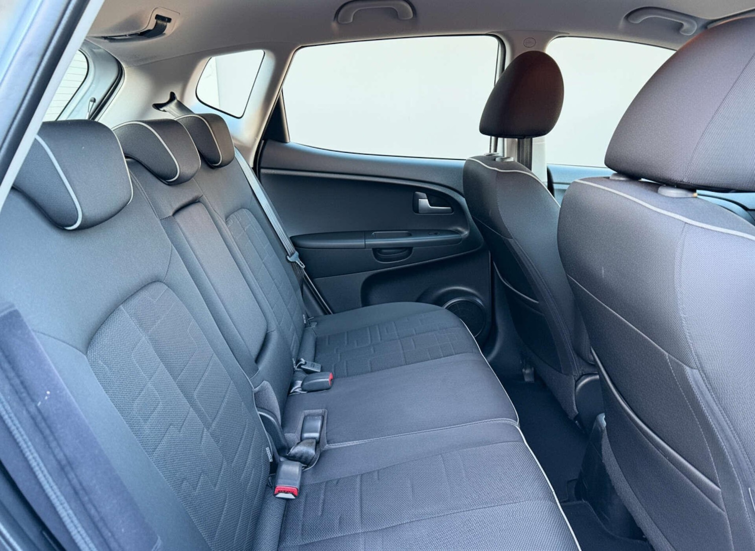 Used Kia Venga 2012 for sale - 76759715: Photo 18