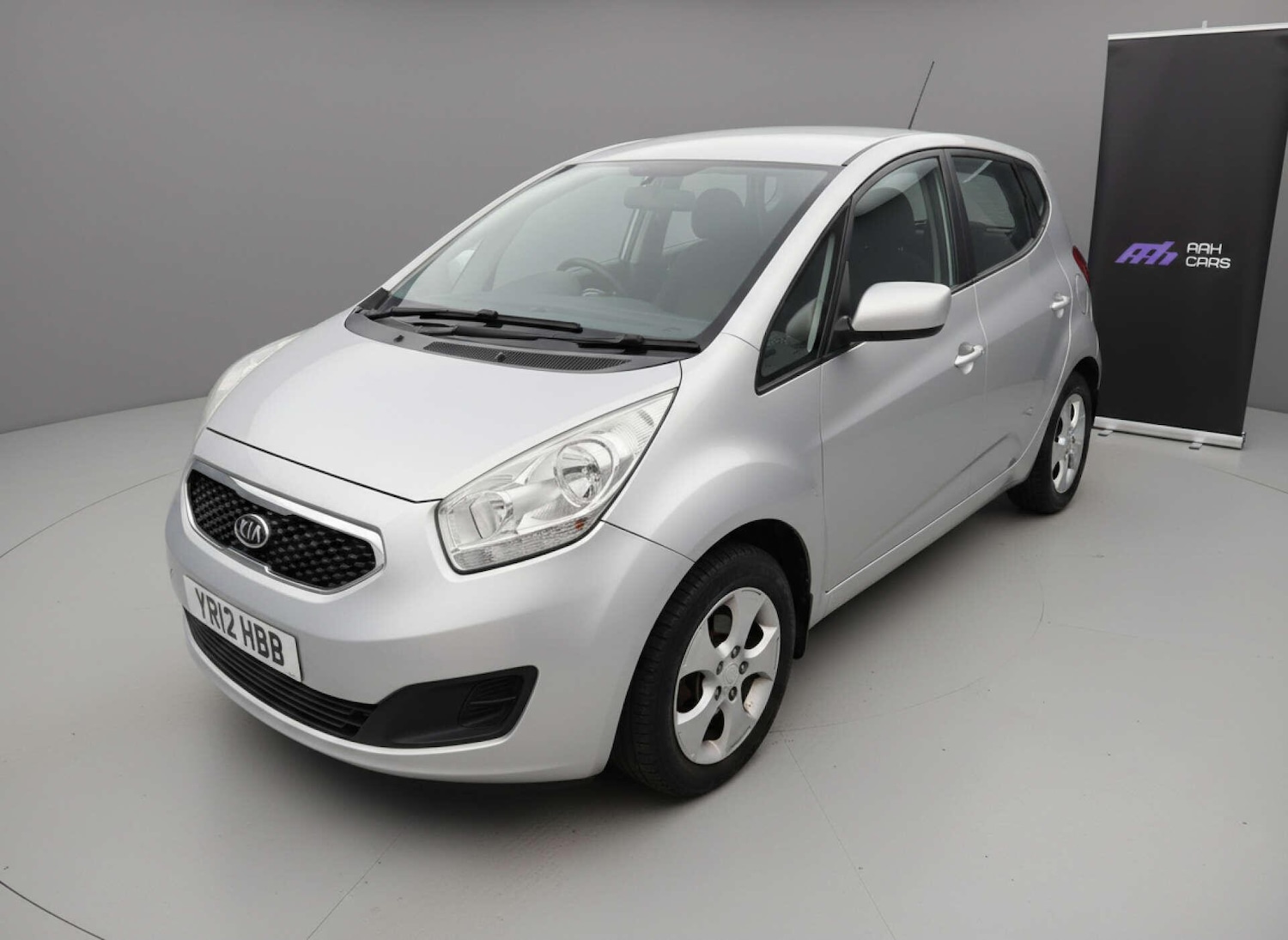 Used Kia Venga 2012 for sale - 76759715: Photo 4