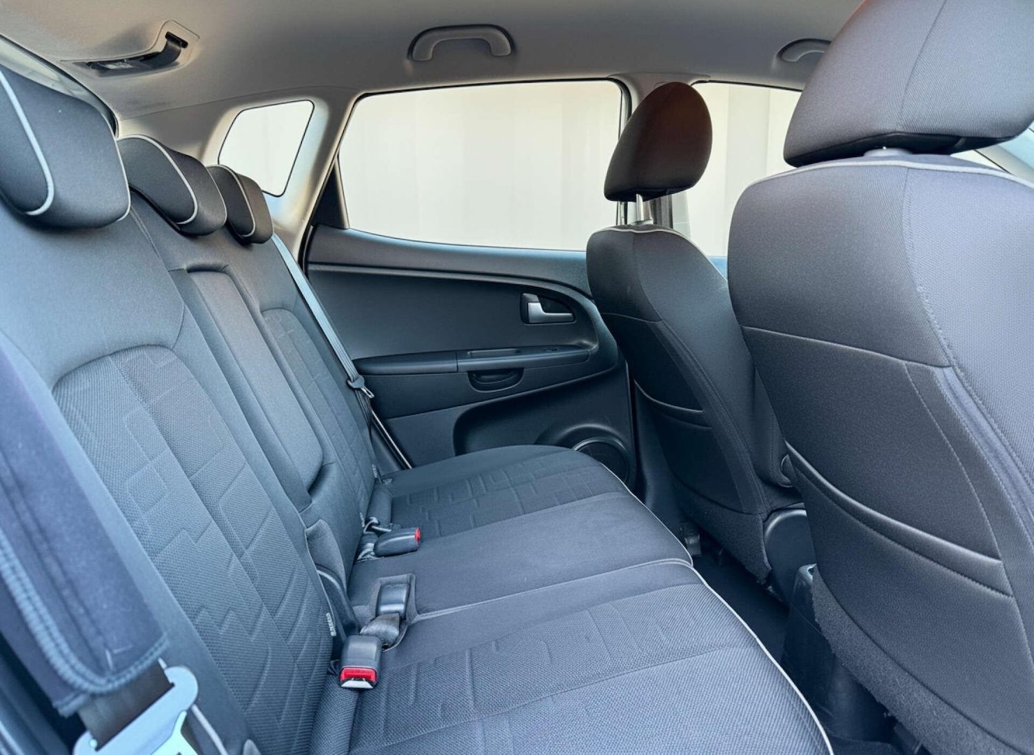 Used Kia Venga 2012 for sale - 76759715: Photo 48