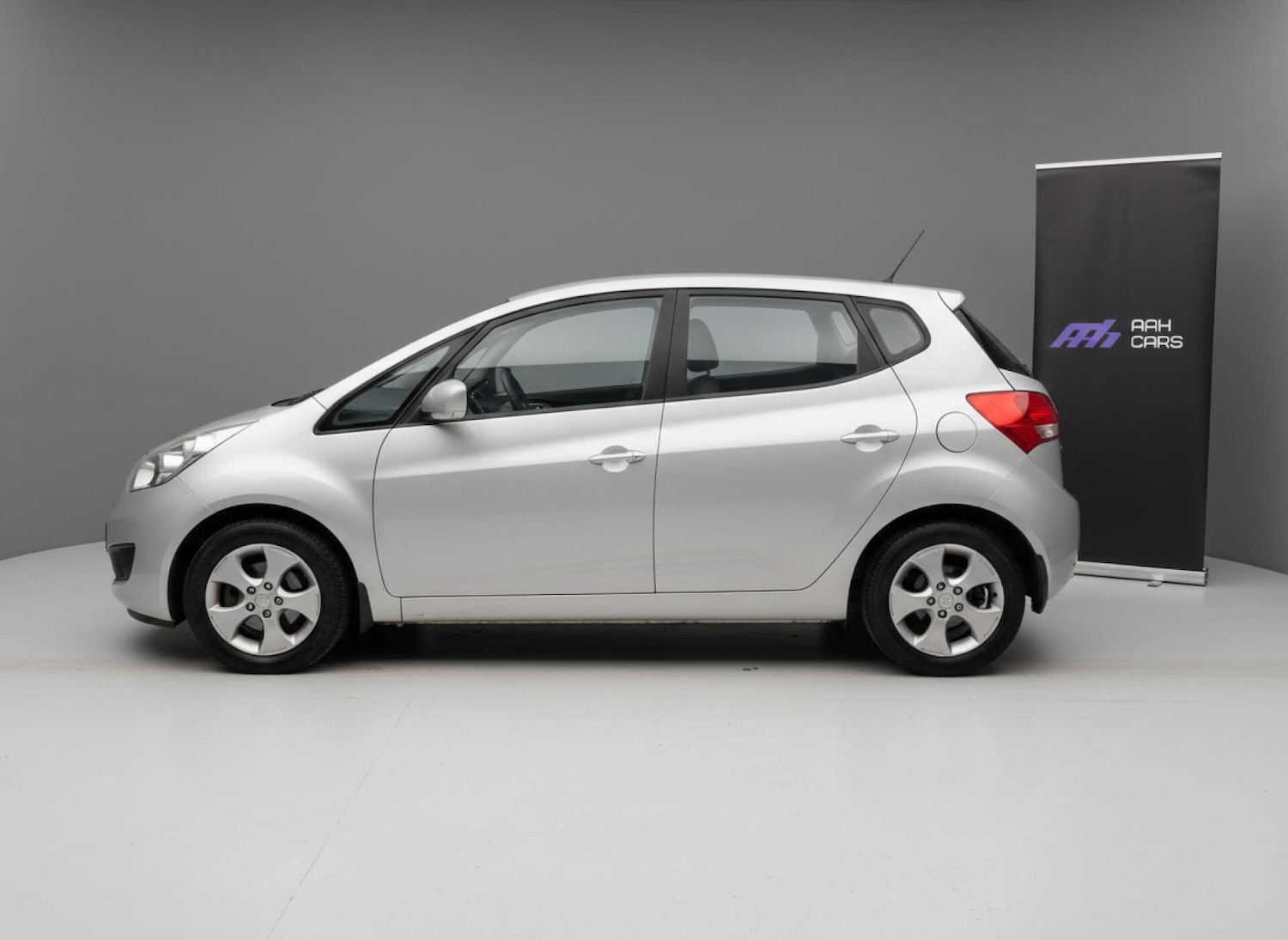 Used Kia Venga 2012 for sale - 76759715: Photo 50