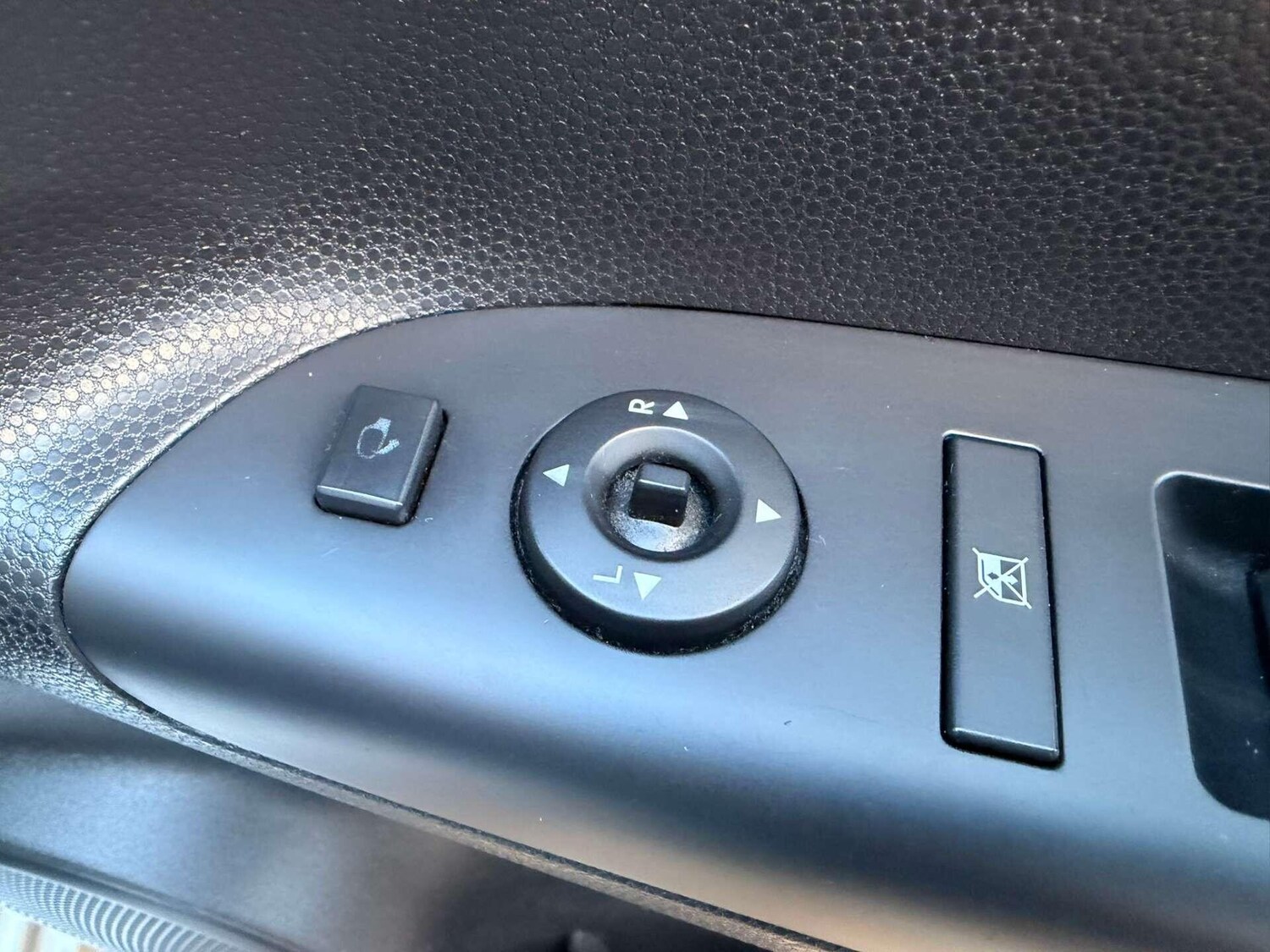 Used Kia Venga 2012 for sale - 76759715: Photo 51