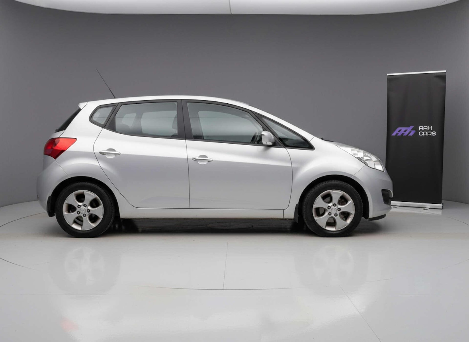 Used Kia Venga 2012 for sale - 76759715: Photo 8