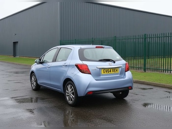 Used Toyota Yaris 2014 for sale - 79068046: Photo