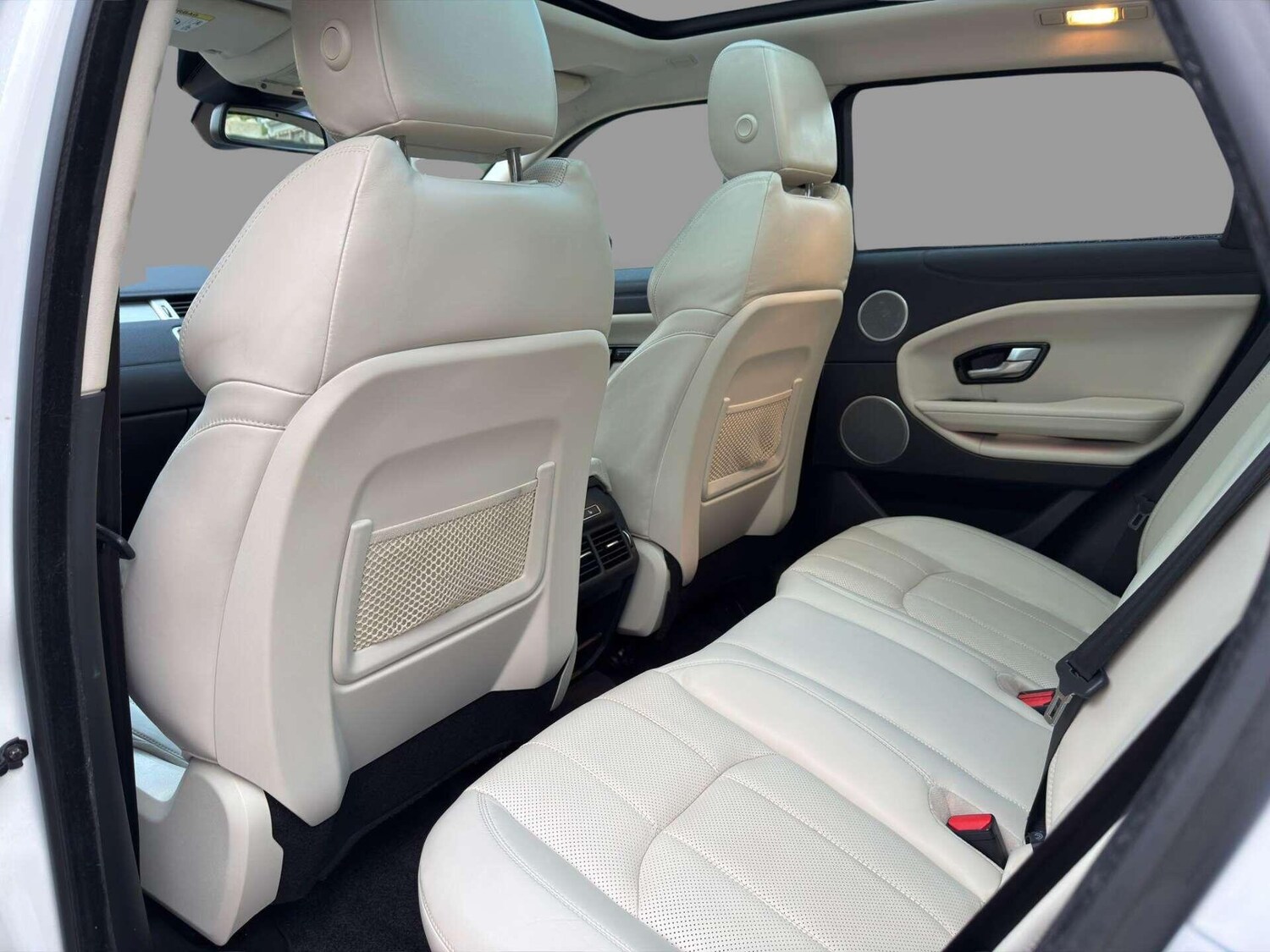 Used Land Rover Range Rover Evoque 2015 for sale - 76337617: Photo 36