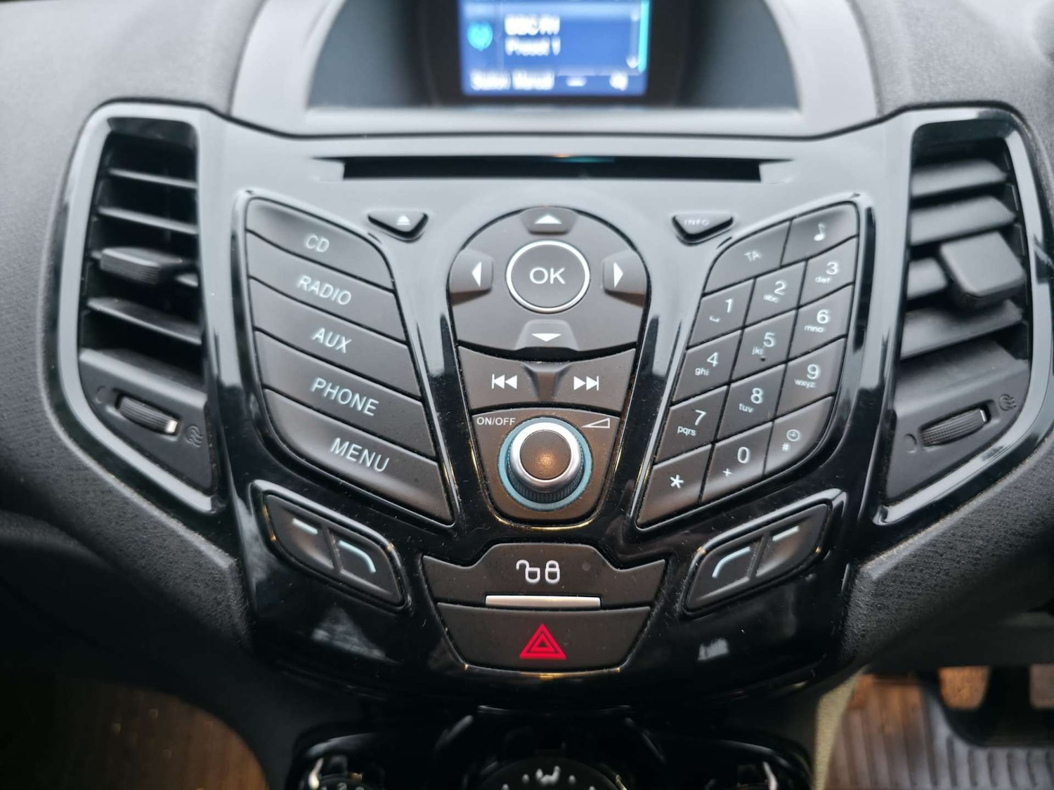 Used Ford Fiesta 2015 for sale - 77609423: Photo 22