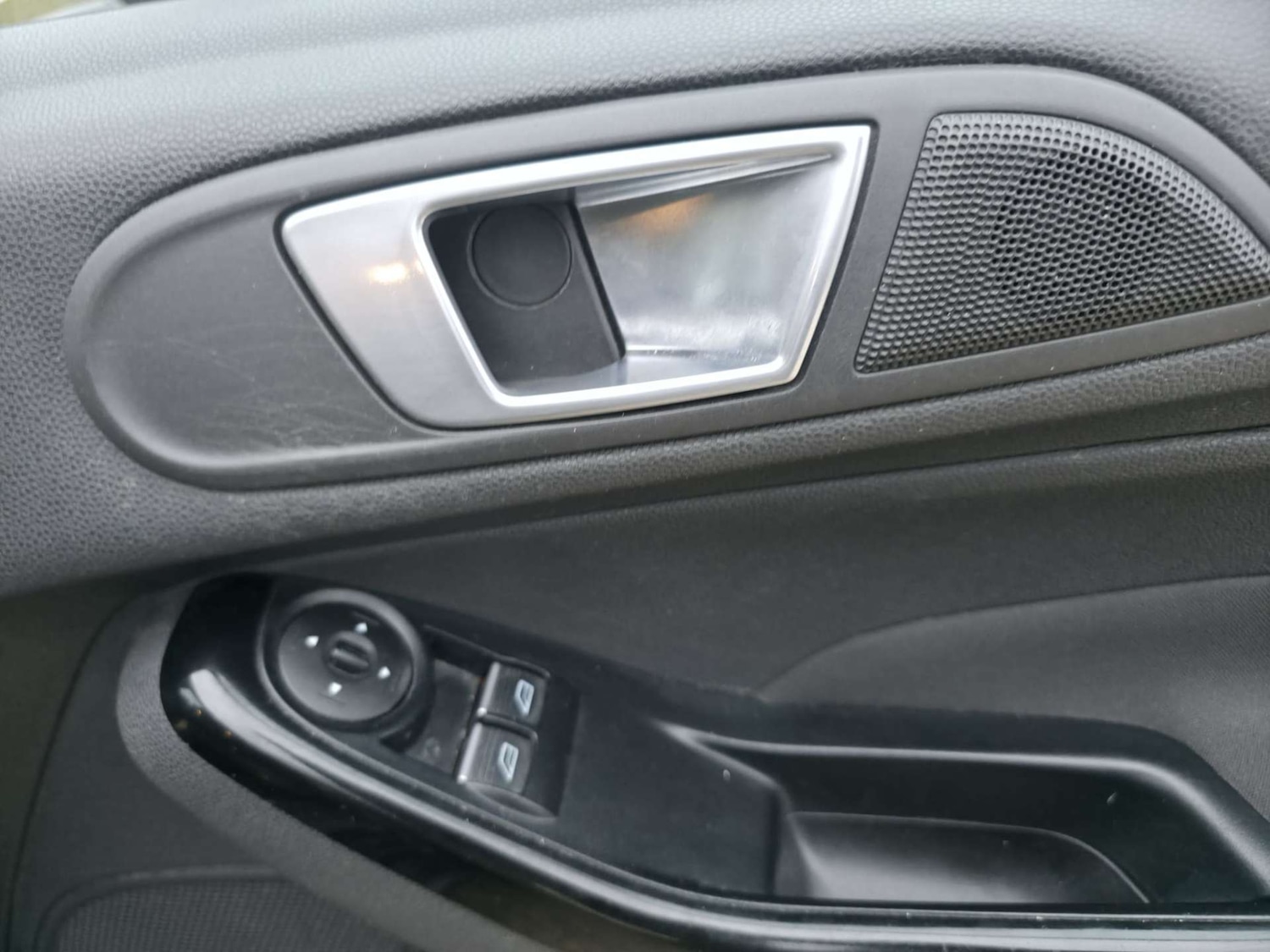 Used Ford Fiesta 2015 for sale - 77609423: Photo 28