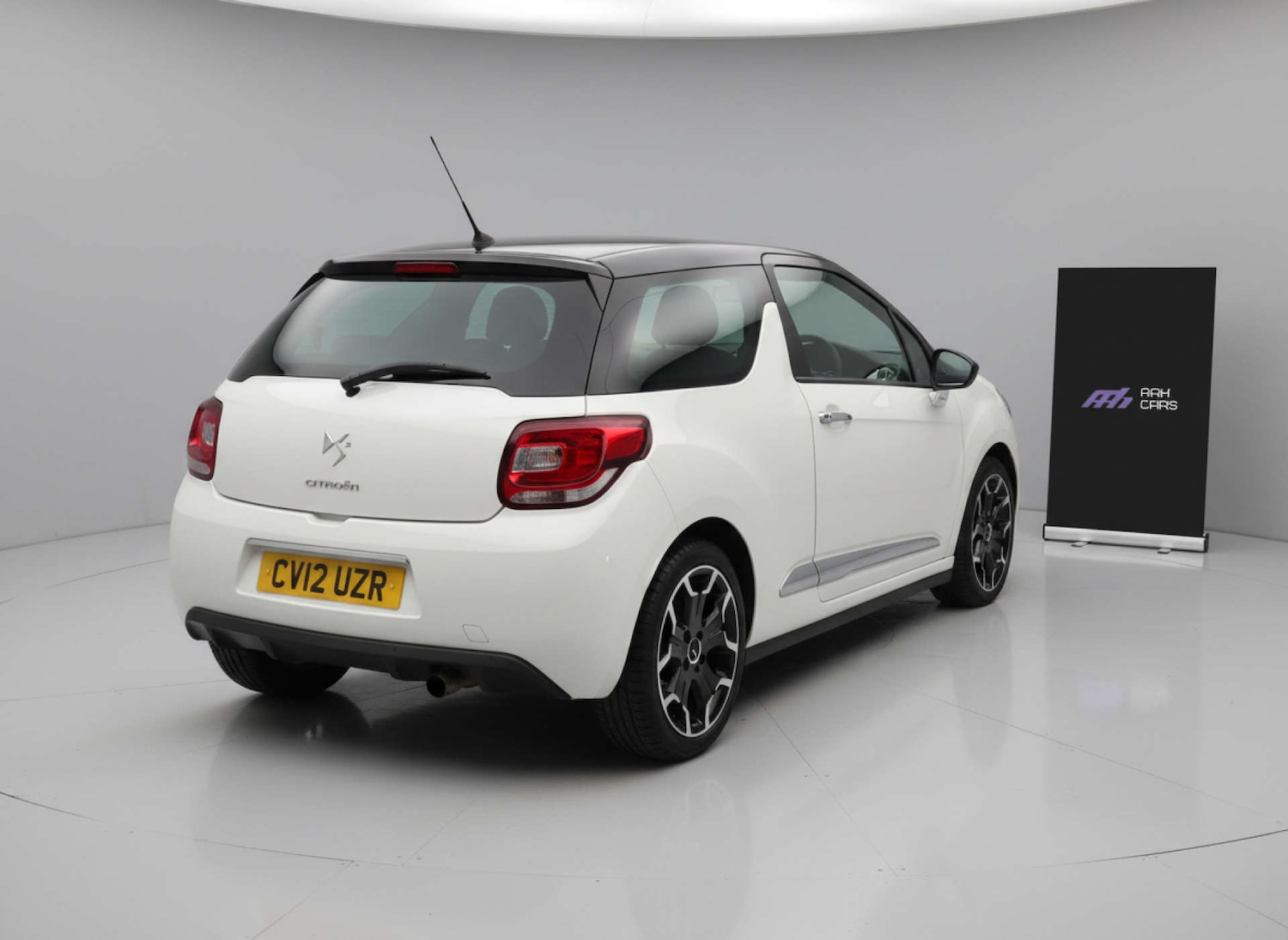 Used Citroen DS3 2012 for sale - 76904933: Photo 24