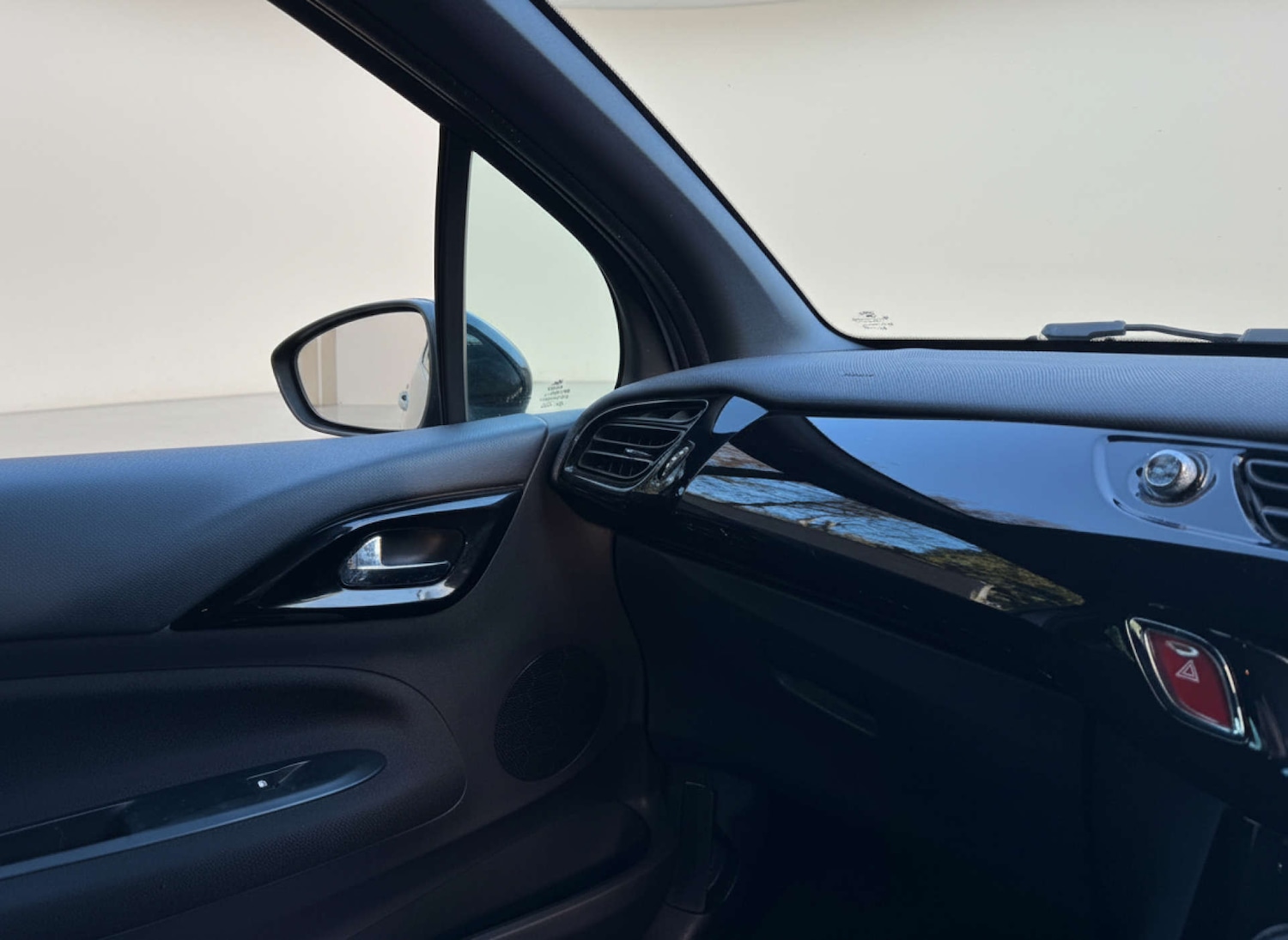 Used Citroen DS3 2012 for sale - 76904933: Photo 33