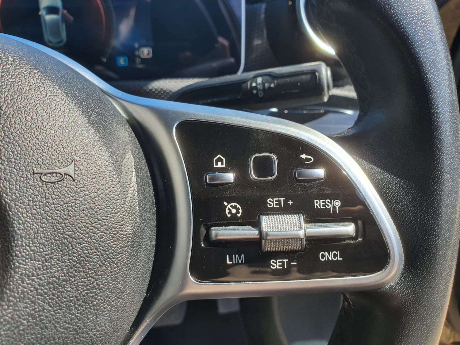 Used Mercedes-Benz A-Class 2018 for sale - 78145998: Photo 34