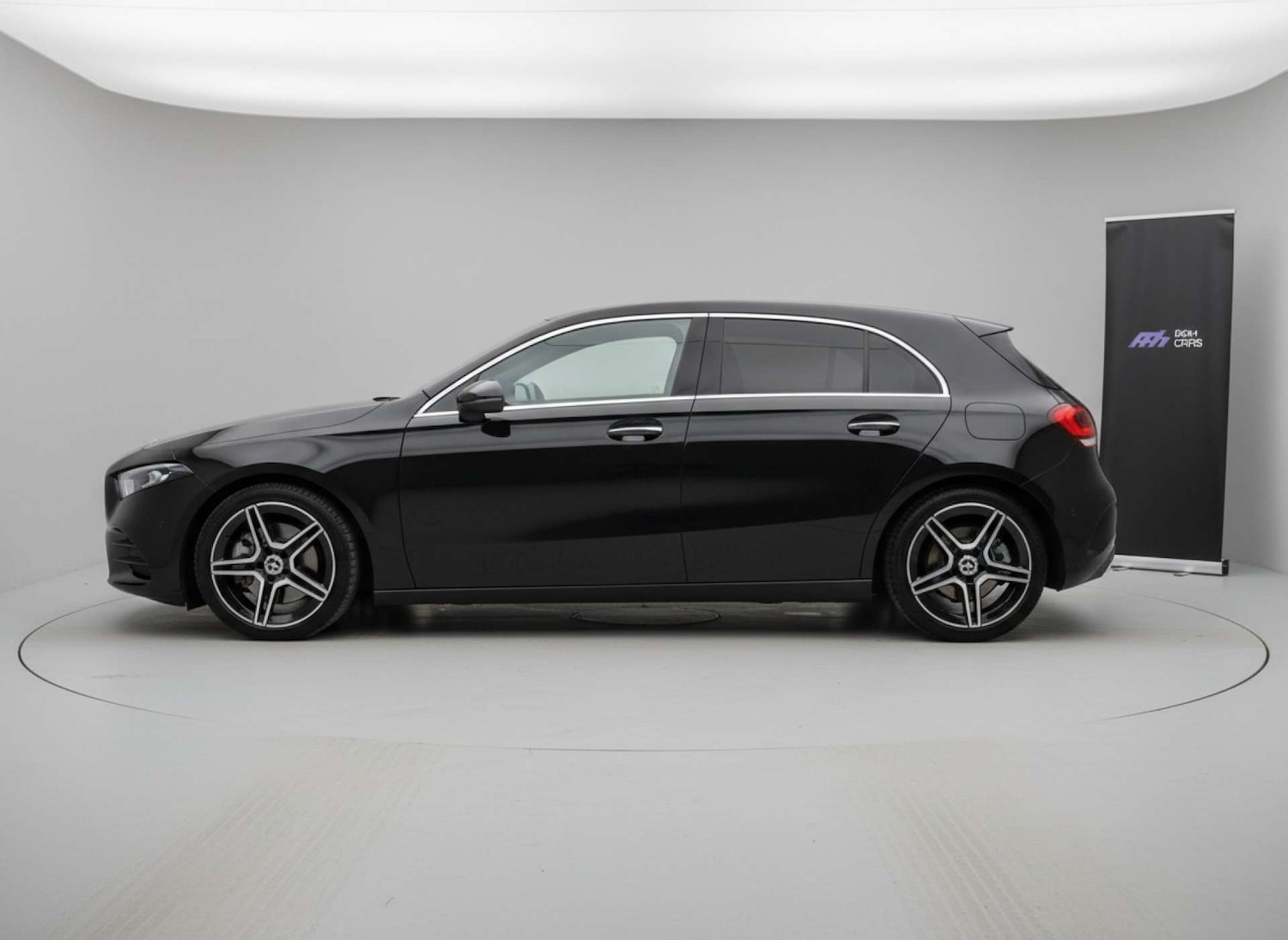 Used Mercedes-Benz A-Class 2018 for sale - 78145998: Photo 9