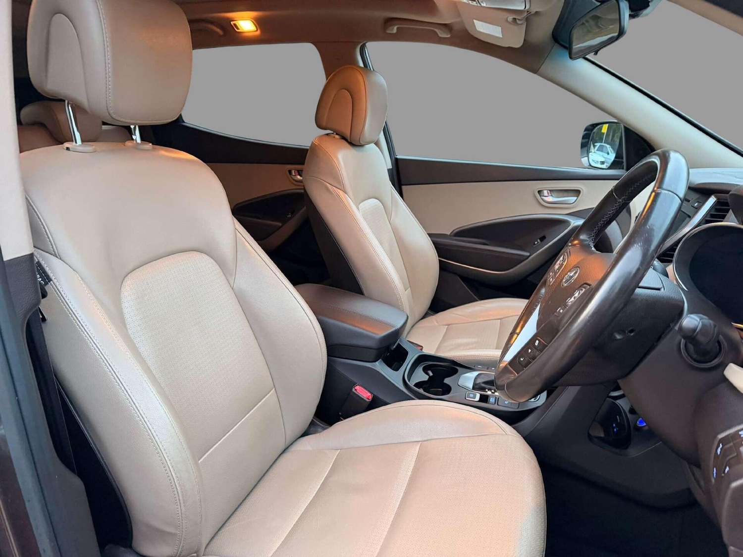 Used Hyundai Santa Fe 2014 for sale - 76377660: Photo 10