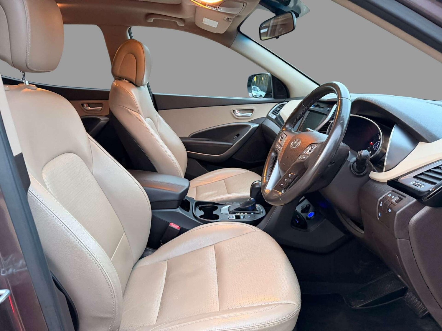 Used Hyundai Santa Fe 2014 for sale - 76377660: Photo 12