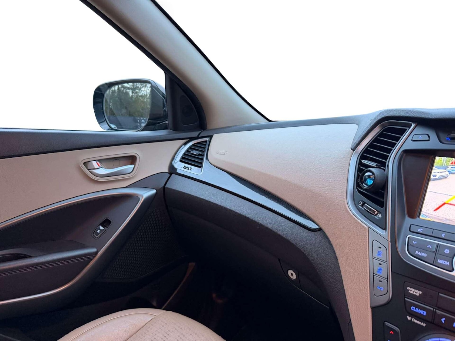 Used Hyundai Santa Fe 2014 for sale - 76377660: Photo 33