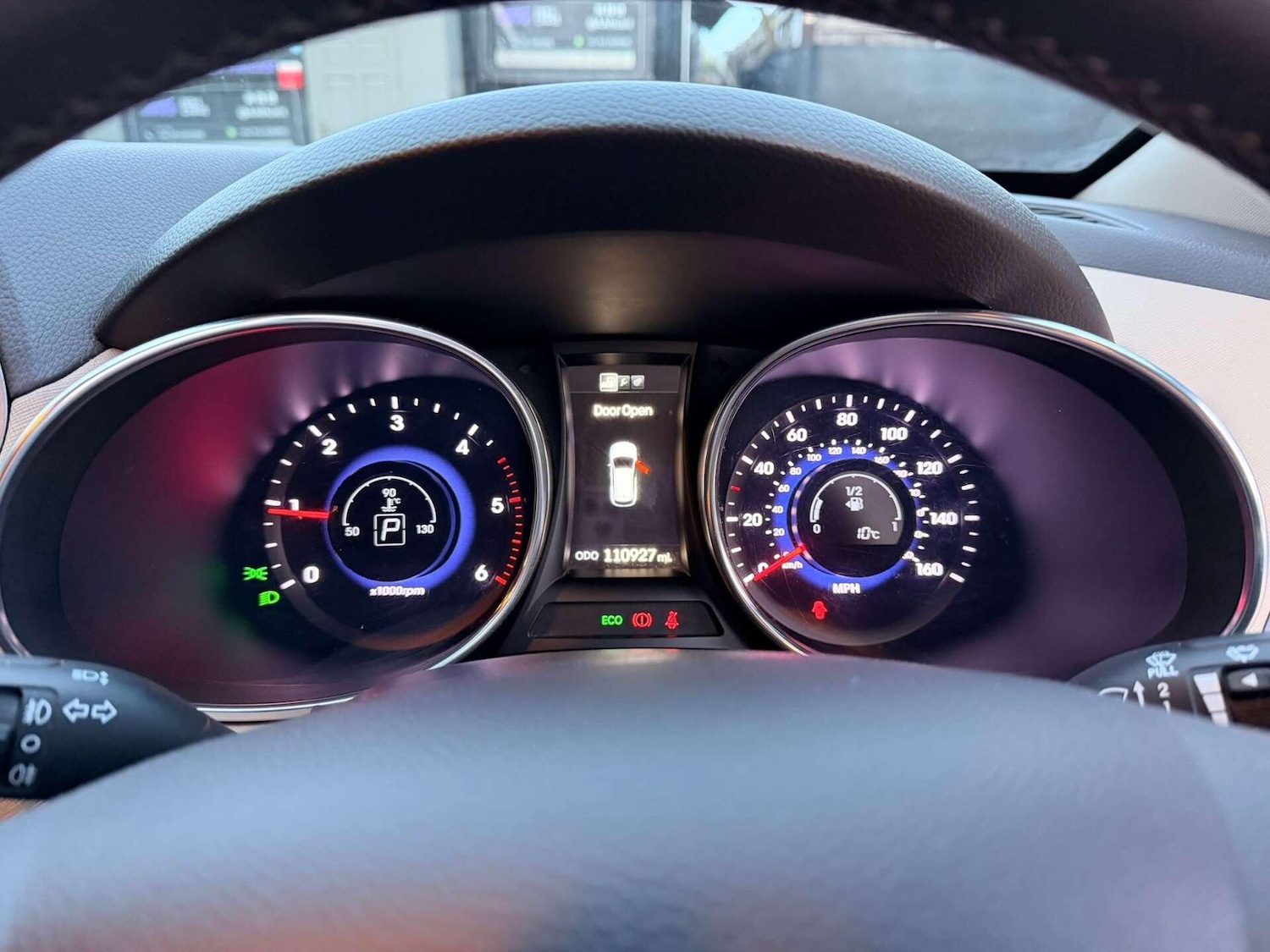 Used Hyundai Santa Fe 2014 for sale - 76377660: Photo 40