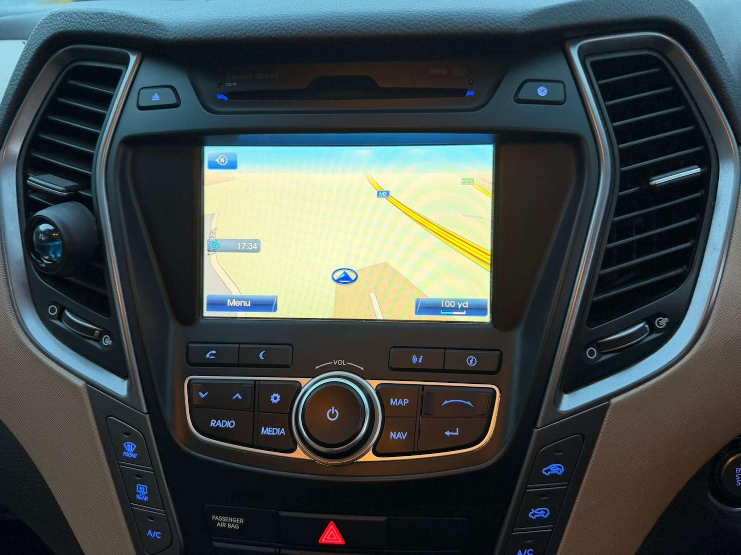 Used Hyundai Santa Fe 2014 for sale - 76377660: Photo 49