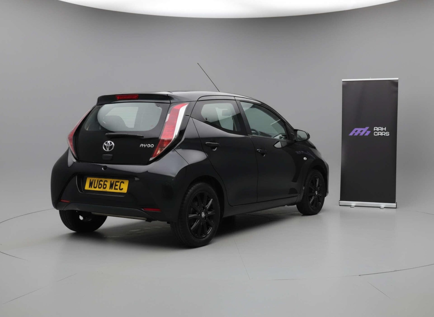 Used Toyota AYGO 2016 for sale - 76646135: Photo 4