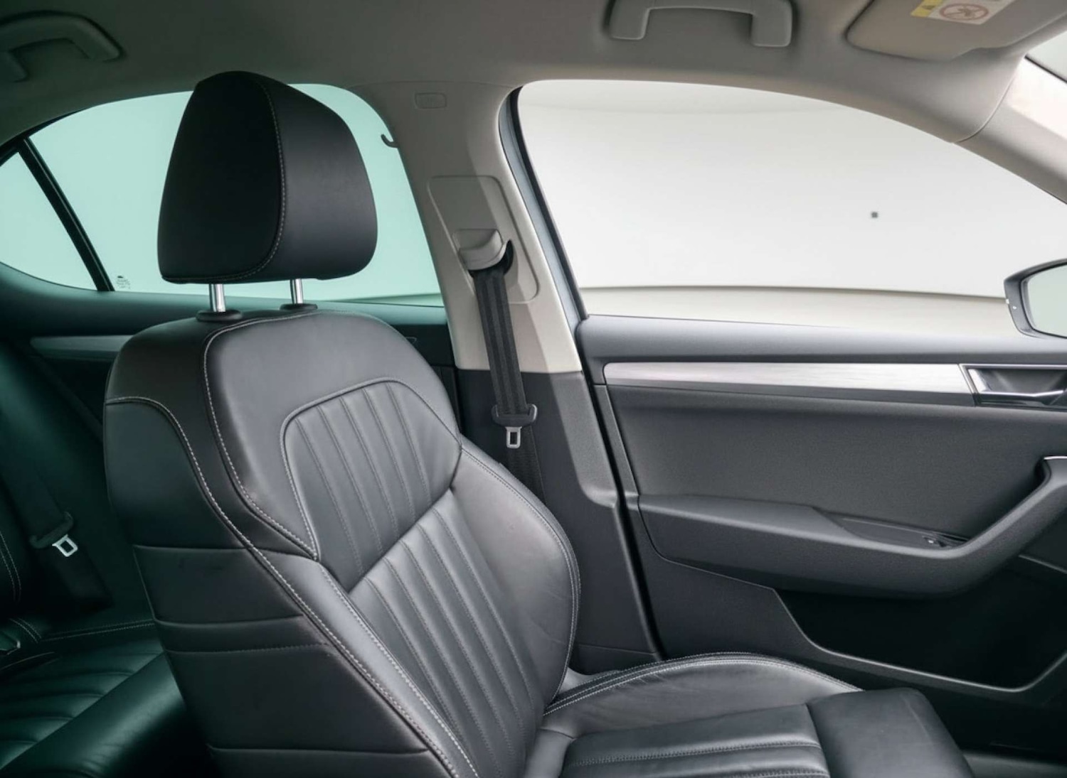 Used Skoda Superb 2020 for sale - 77548560: Photo 15