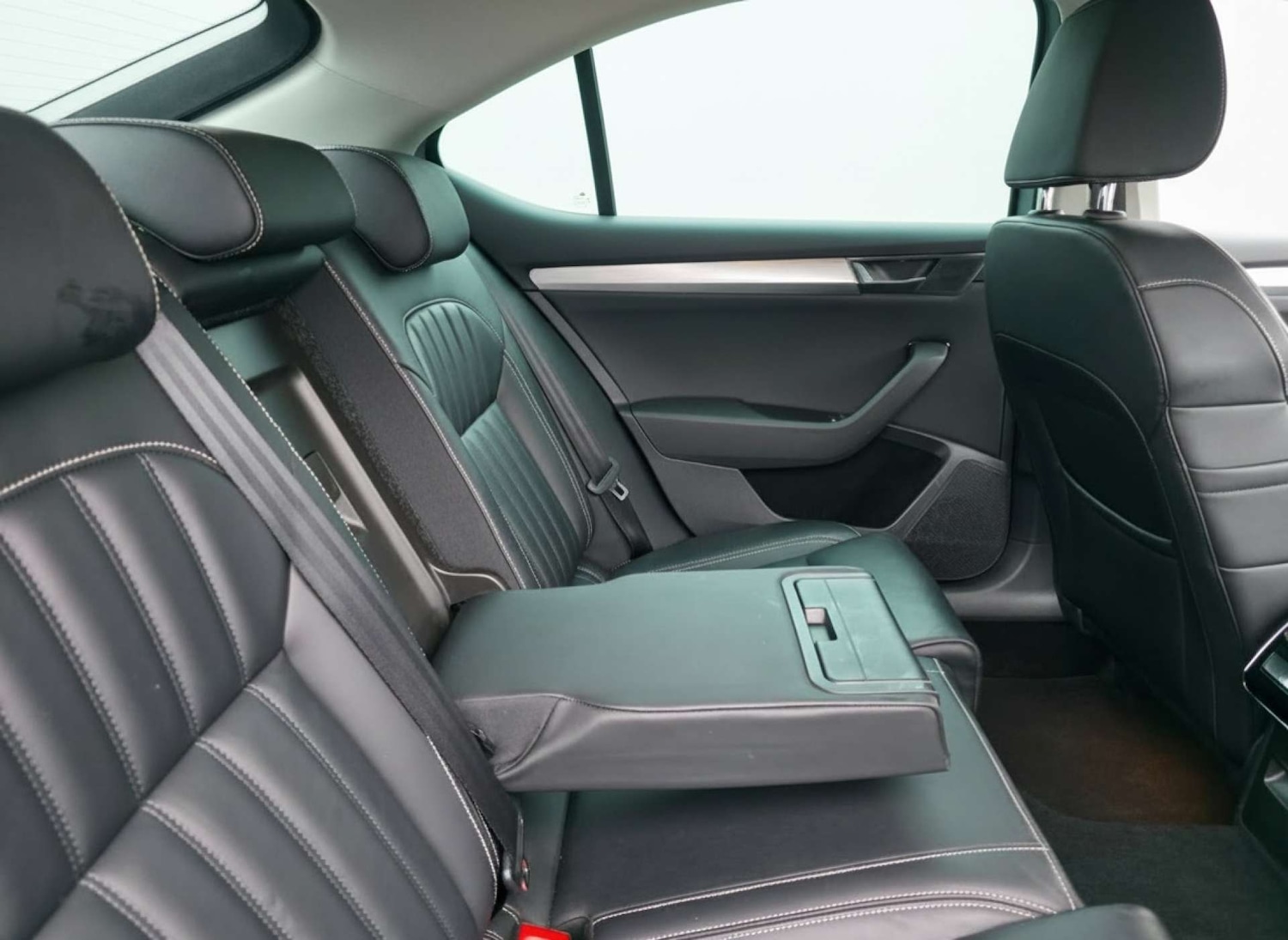 Used Skoda Superb 2020 for sale - 77548560: Photo 23