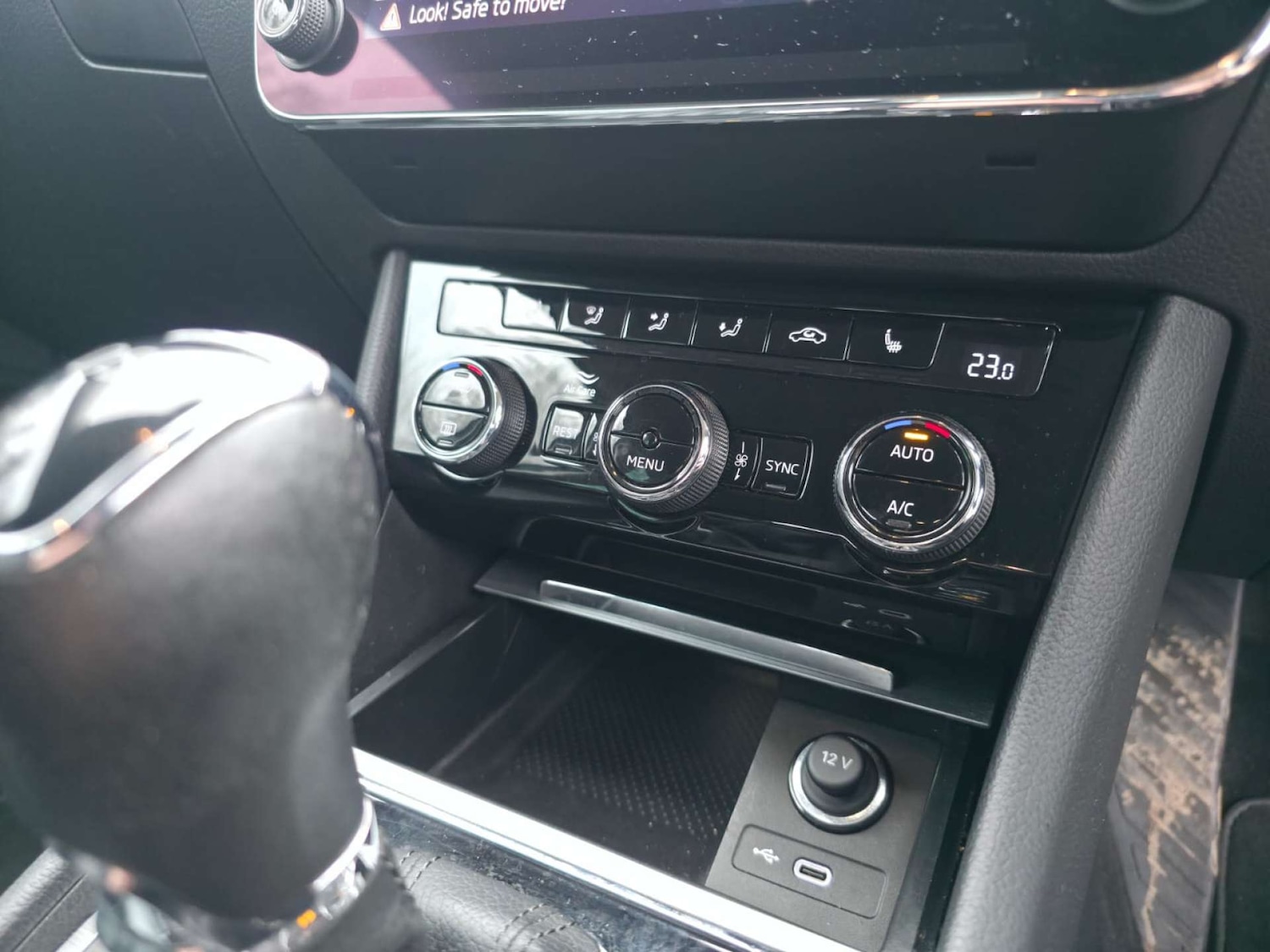 Used Skoda Superb 2020 for sale - 77548560: Photo 29