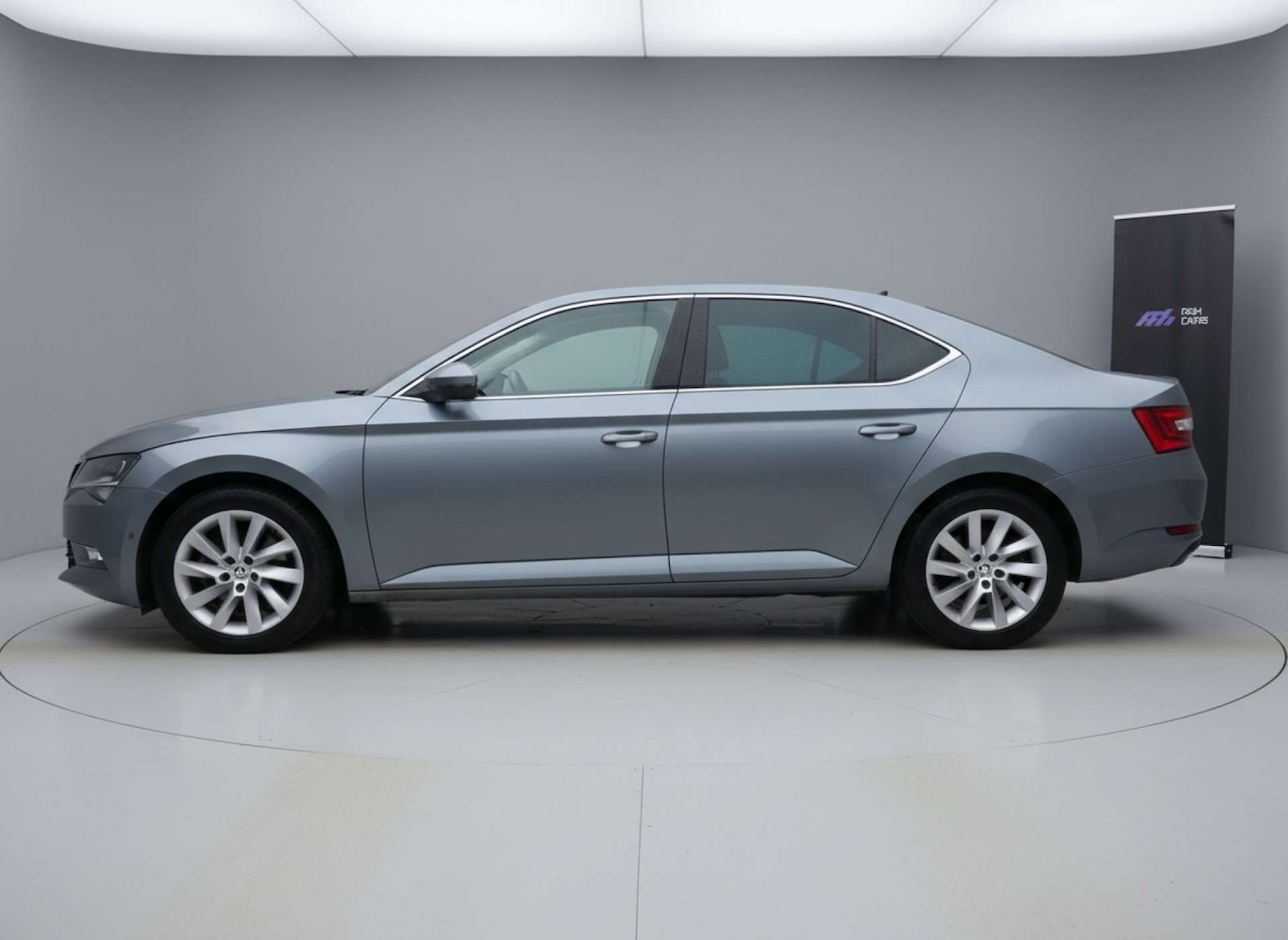 Used Skoda Superb 2020 for sale - 77548560: Photo 9