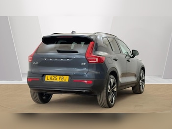 Used Volvo XC40 2025 for sale - 78635589: Photo